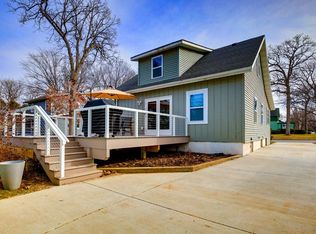 707 W Dean Ave, Monona, WI 53716