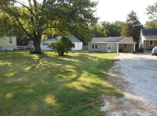 118 Grant St, Washington, IL 61571