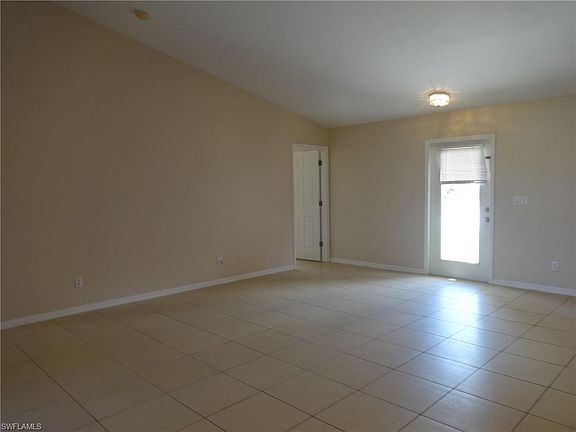 4th image of 2204 NW 2nd Pl