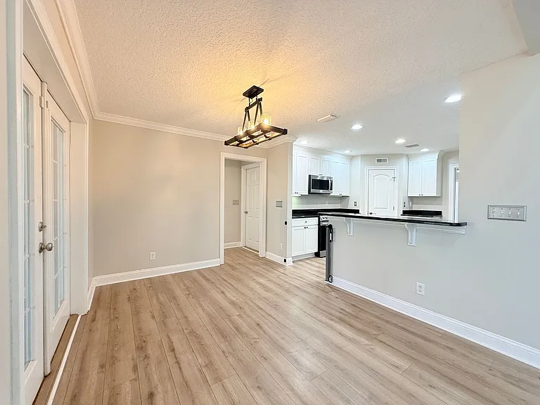 5511 La Moya Ave — Photo 8