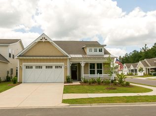 1017 Central Pond Dr, Summerville, SC 29483