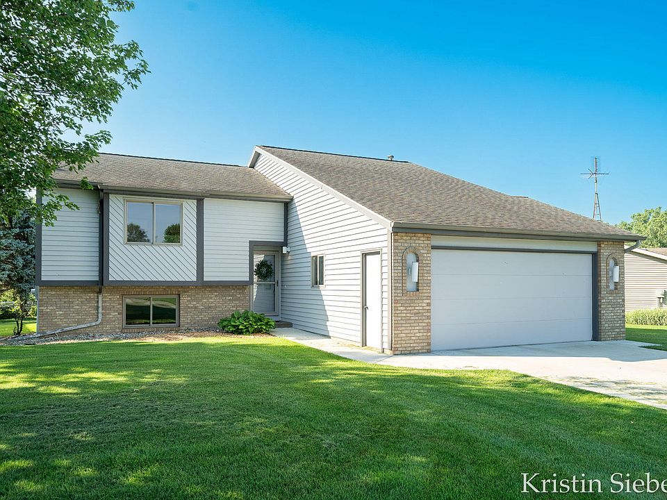 1st image of 3220 Cornerstone Ln