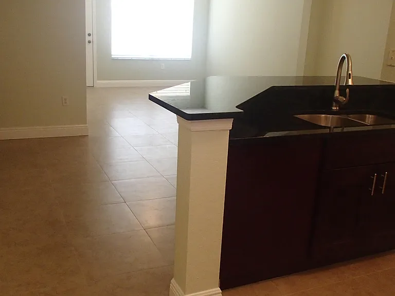 1708 Belmont Pl #1708 — Photo 1