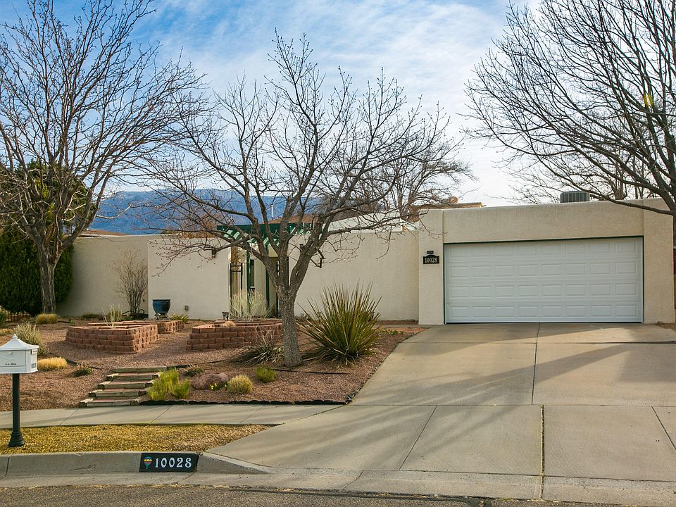 1st image of 10028 Academy Knolls Dr NE