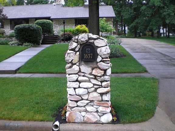 Mail Box