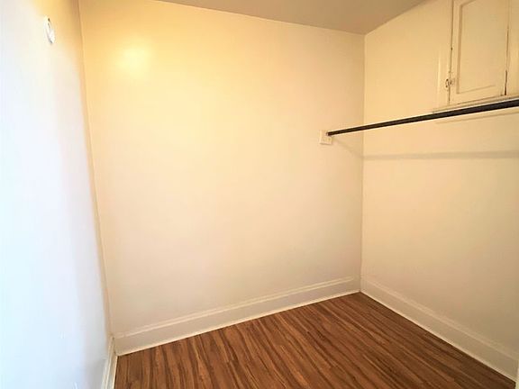 4th image of 5538 Jackson St APT 11