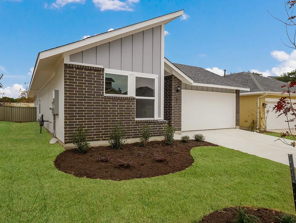 13701 Ronald W Reagan Blvd — Photo 1