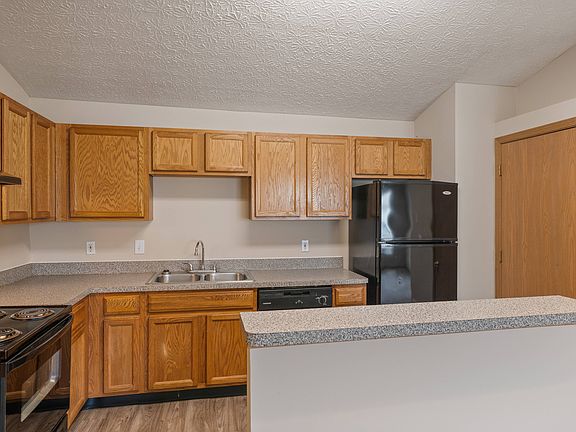 02_Kitchen_HilliardPark_2021_Kitchen02