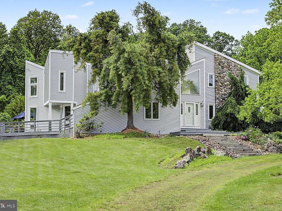 1st image of 5728 Carversville Rd