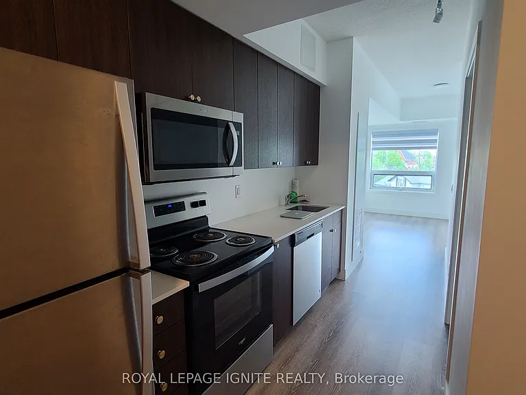1 Wellington St #305 — Photo 2