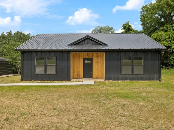2216 Hartsville Pike, Lebanon, TN 37087