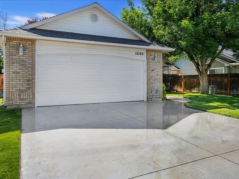 14180 W Chadford Dr — Photo 3