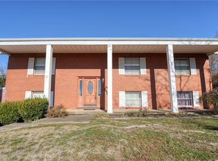 11 Manor Dr, Cambridge, OH 43725