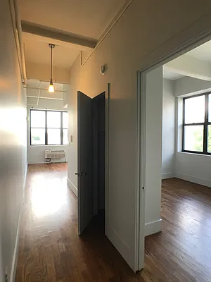 Rented by City Vista Inc | media 22