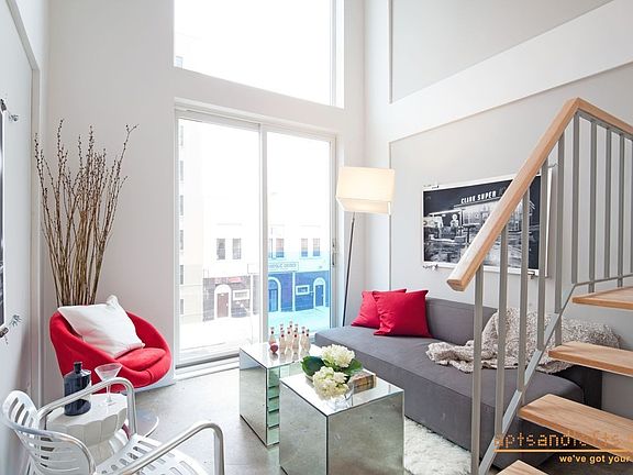 3rd image of 542 Saint Marks Ave APT 202