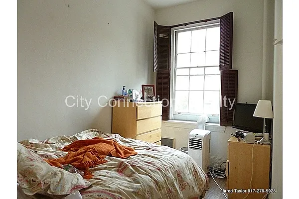 Rented by City Connections Realty | media 3