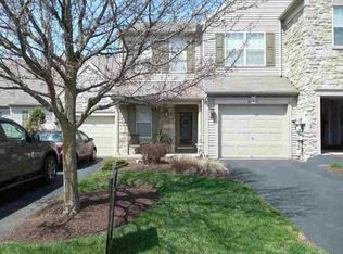 653 Springhouse Ln, Hummelstown, PA 17036