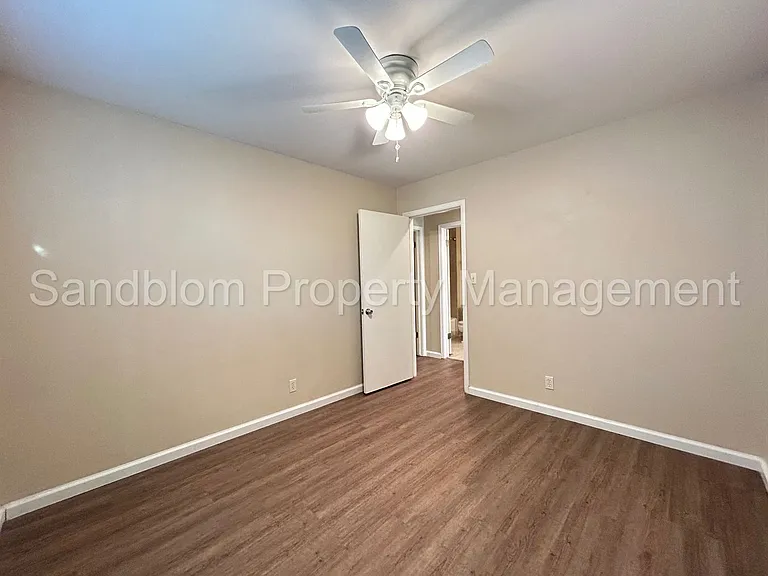 5766 S 80th East Ave — Photo 15