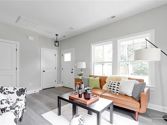 5th image of 3116 Groveland Ave