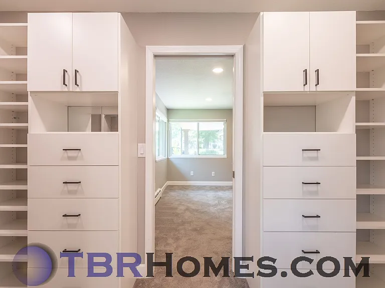 8635 W Tennessee Pl — Photo 12