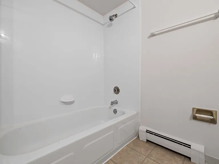 W63N14266 Washington Ave #96 — Photo 18