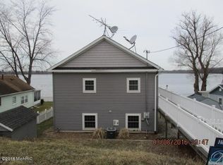 23402 E Shore Ln, Mendon, MI 49072