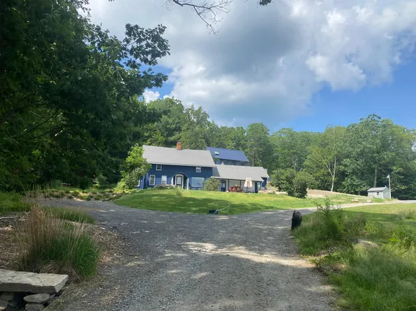 38 Mountain Rd, Great Barrington, MA 01230