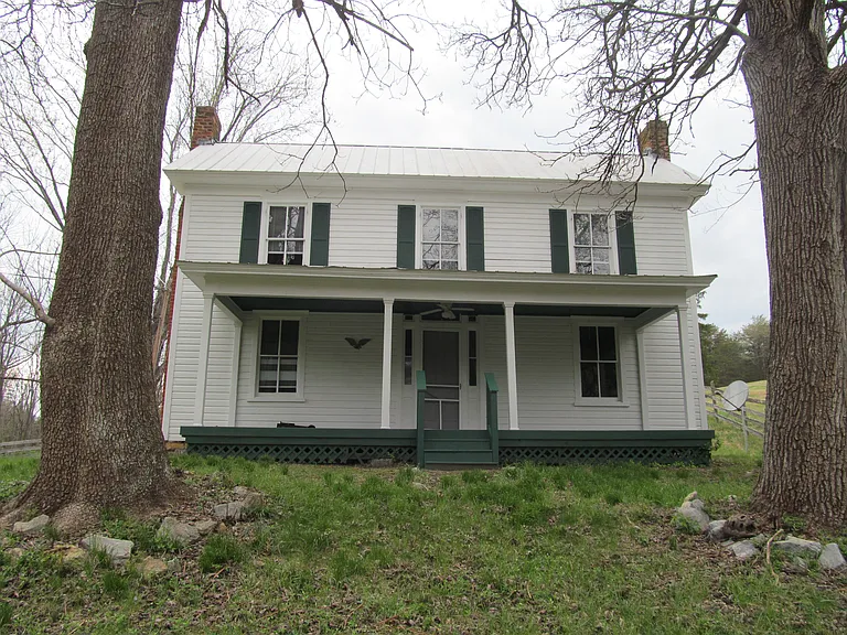 633 Parsons Rd — Photo 1