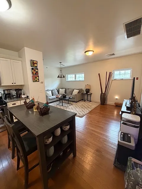 10 Broadway #5