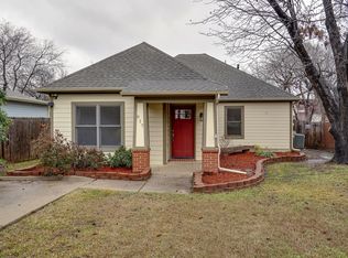 617 E Worth St, Grapevine, TX 76051