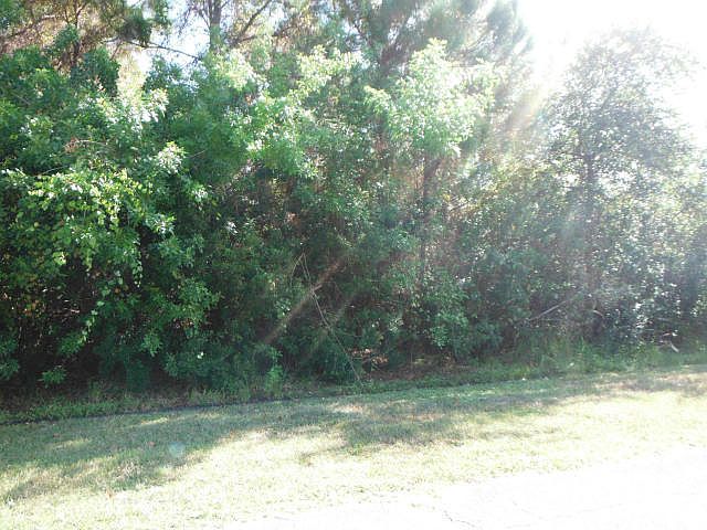 2nd image of 229 SE Sims Cir