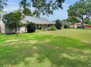 2462 Pine Forest Dr, Pensacola, FL 32526
