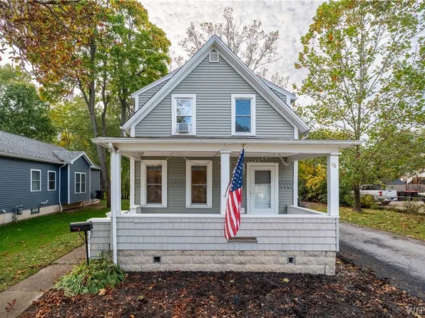16 Brandel Ave, Lancaster, NY 14086