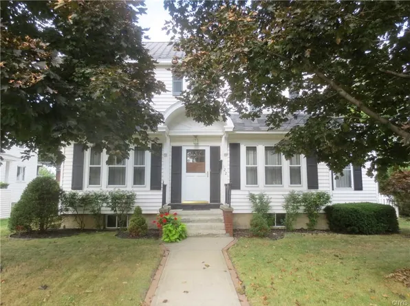 122 Moore Ave, Watertown, NY 13601
