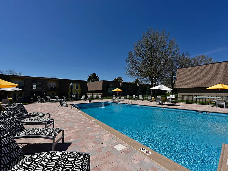 Swimming Pool with Sundeck