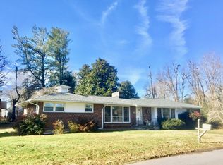 4 Barger Dr, Lexington, VA 24450