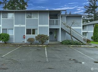 9126 1st Pl NE APT 2, Lake Stevens, WA