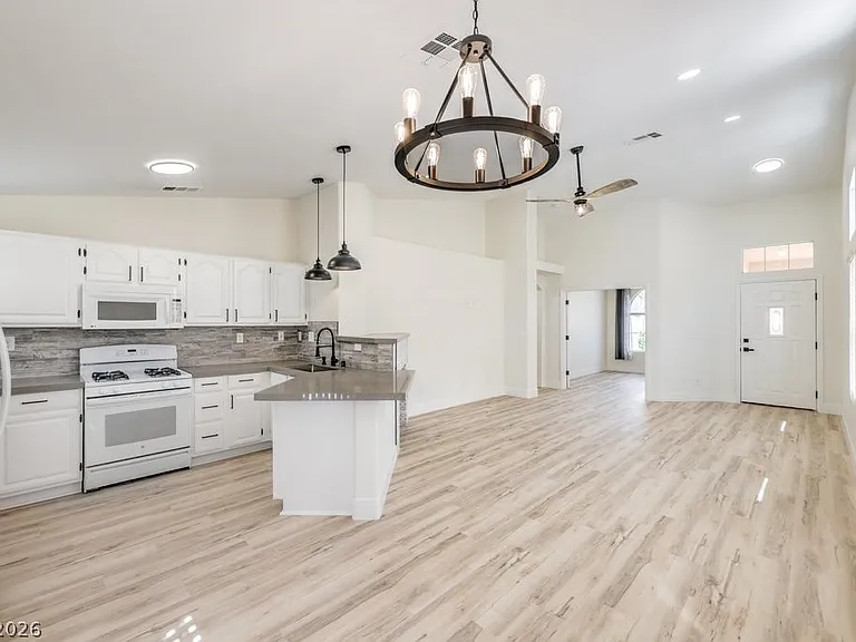 1712 Pinion Mesa Ct — Photo 11