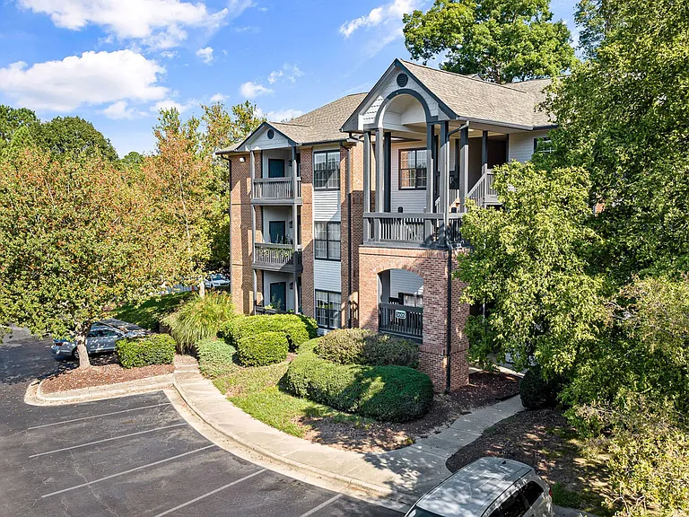 Lakeside Apartments in Raleigh, NC