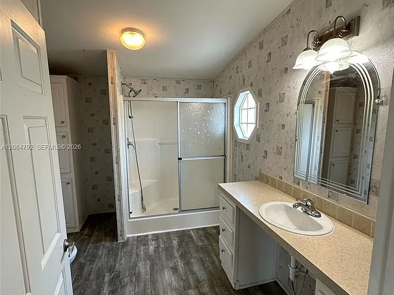 11832 Leeward Pl #H — Photo 3