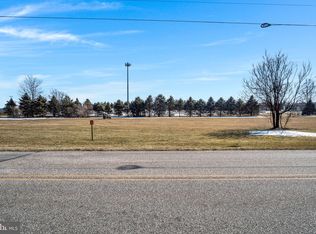 624 Alexander Spring Rd #3, Carlisle, PA 17015