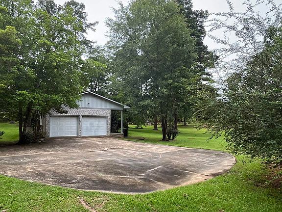 4th image of 917 Woodcrest Rd