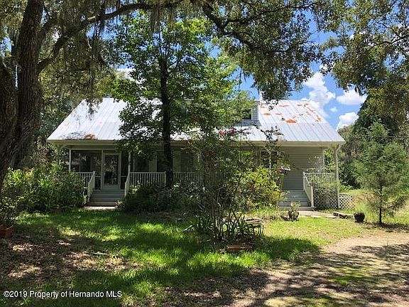 3rd image of 6116 Cyril Dr
