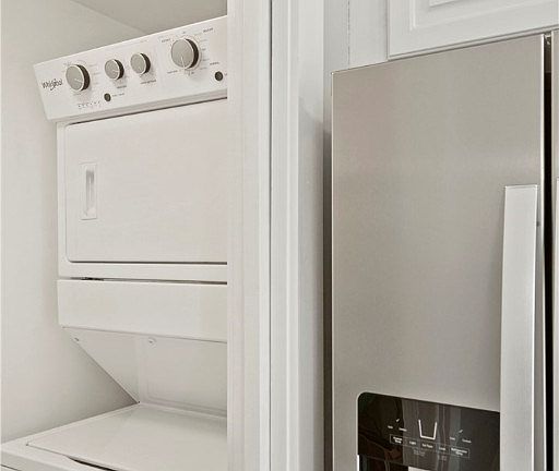 5th image of 107 Shady Brook Cir Unit 201