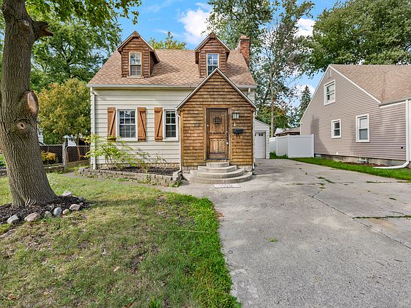 2nd image of 1674 Eaton Rd