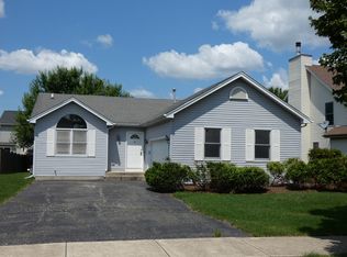 233 Buli Ln, Bolingbrook, IL 60490