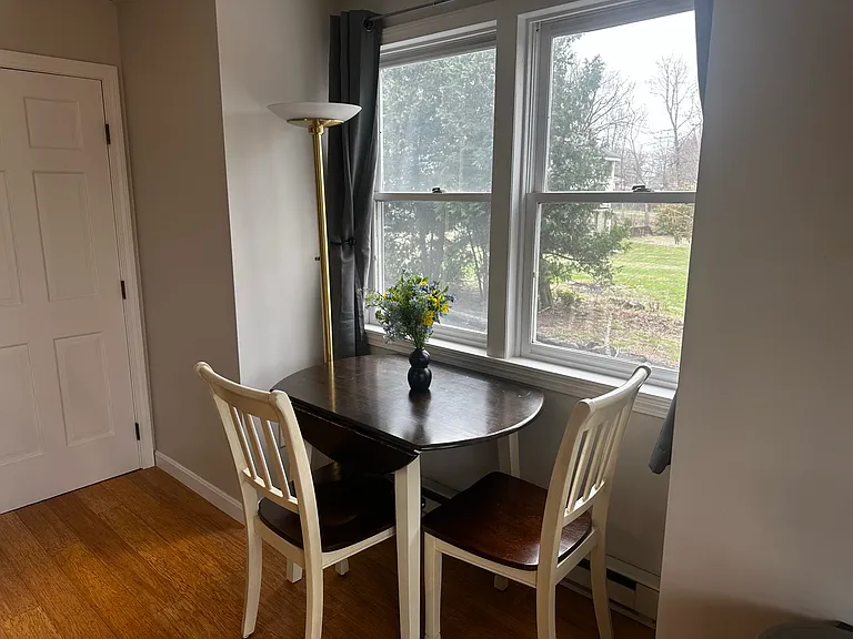 35 School St #19 — Photo 4