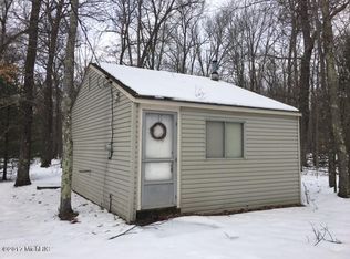 5033 N Cedar Rd, Luther, MI 49656