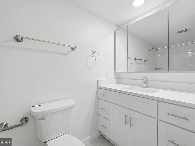 3248 Jones Ct NW — Photo 32