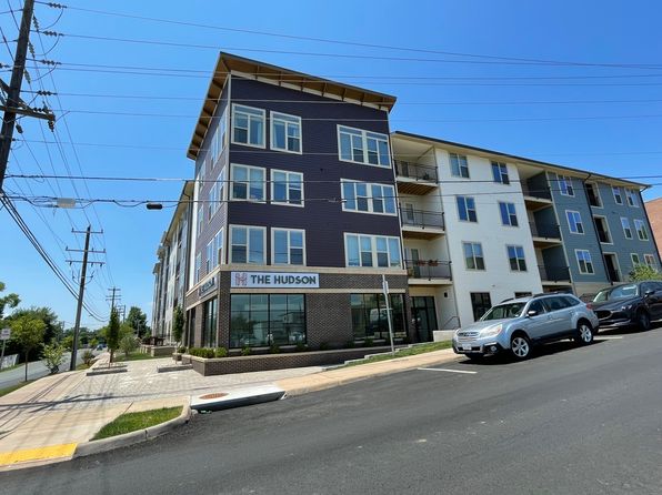 901 River Rd #114